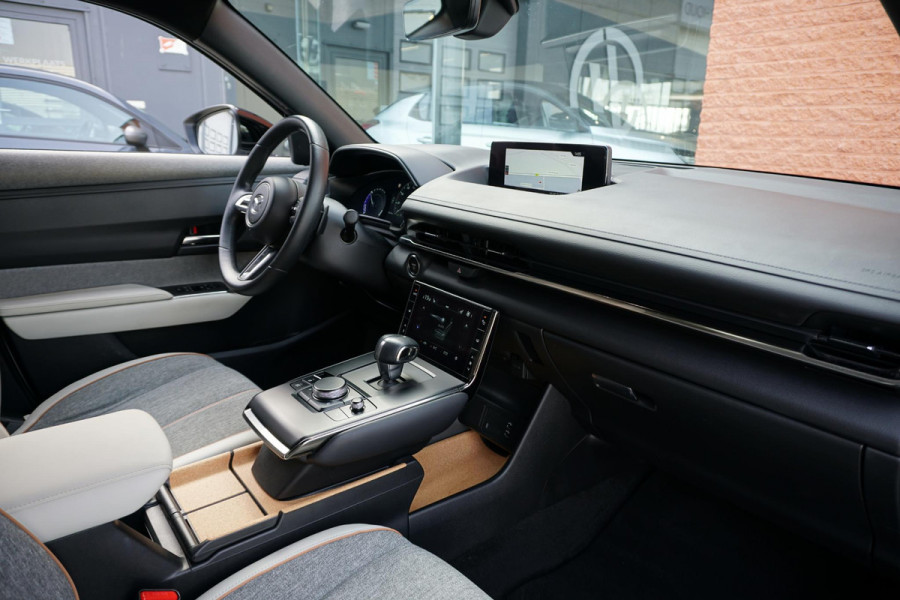 Mazda MX-30 e-SkyActiv 145 First Edition 36 kWh
