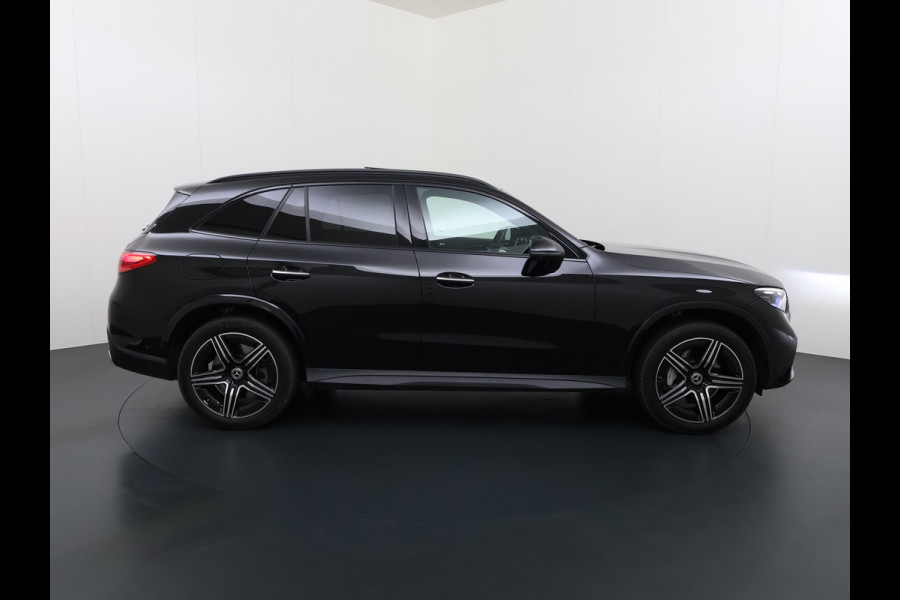 Mercedes-Benz GLC GLC 300 e 4MATIC AMG Line Night | Panorama Keyless Rijassistentie Leder