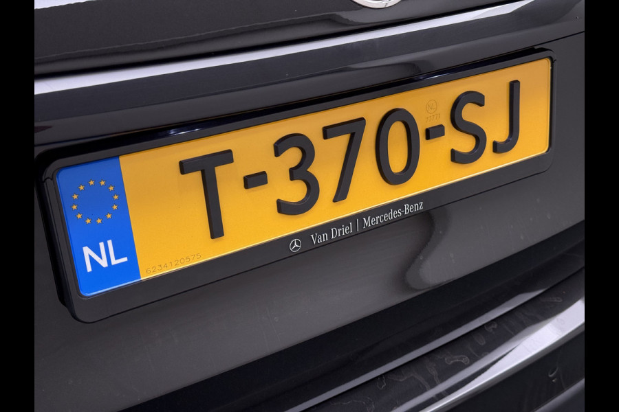Mercedes-Benz GLC GLC 300 e 4MATIC AMG Line Night | Panorama Keyless Rijassistentie Leder