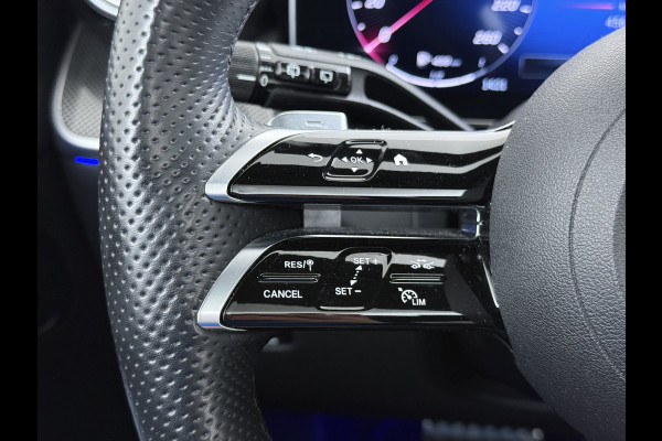 Mercedes-Benz GLC GLC 300 e 4MATIC AMG Line Night | Panorama Keyless Rijassistentie Leder