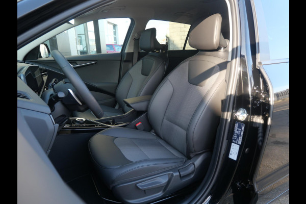 Kia Niro EV Light Advanced 64.8 kWh | Carplay | Camera | Stoel-stuurverwarming |
