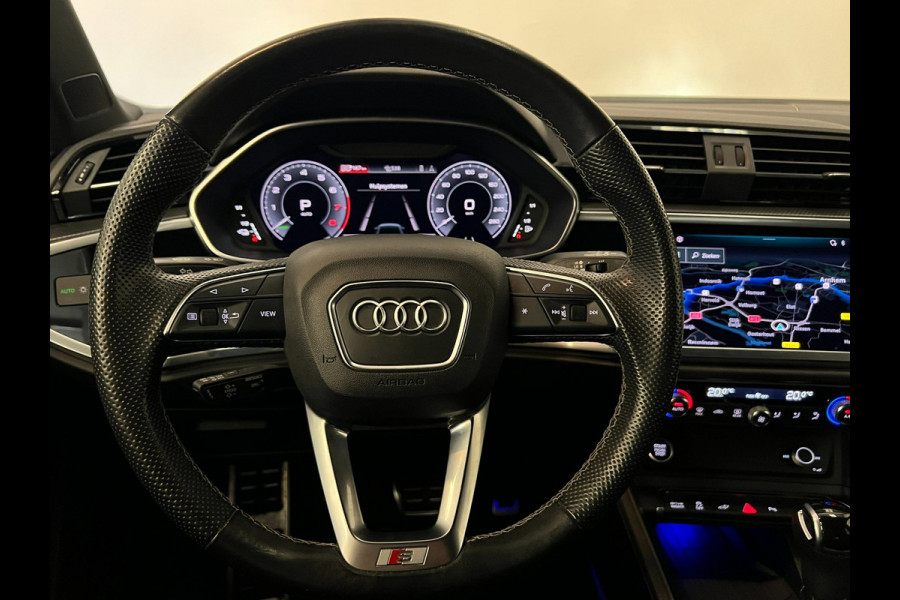 Audi Q3 45 TFSI e / S Line / Virtual / CarPlay / Keyless / Trekhaak