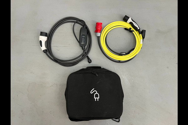 Audi Q3 45 TFSI e / S Line / Virtual / CarPlay / Keyless / Trekhaak