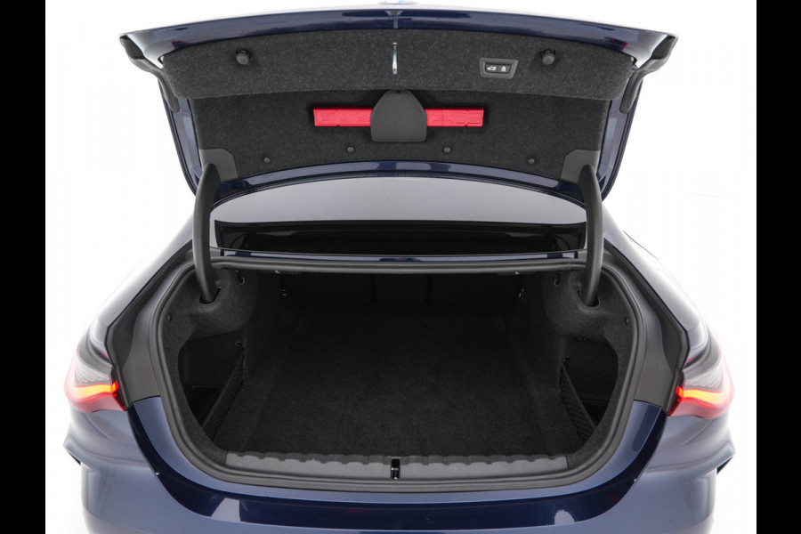 BMW 4 Serie Coupé M440i xDrive High Executive Aut. *PANO | LEATHER | HARMAN/KARDON | HEAD-UP | LASER-LED | ADAPTIVE-CRUISE | TOPVIEW | MEMORY-PACK | KEYLESS | HEATED-SPORTSEATS | DAB+ | DIGI-COCKPIT | SHIFTPADDLES | TOWBAR | 19''ALU*