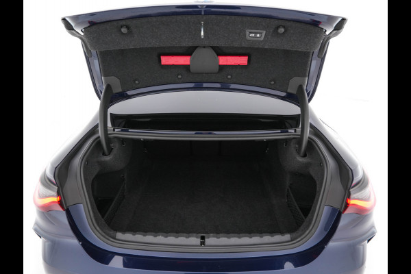 BMW 4 Serie Coupé M440i xDrive High Executive Aut. *PANO | LEATHER | HARMAN/KARDON | HEAD-UP | LASER-LED | ADAPTIVE-CRUISE | TOPVIEW | MEMORY-PACK | KEYLESS | HEATED-SPORTSEATS | DAB+ | DIGI-COCKPIT | SHIFTPADDLES | TOWBAR | 19''ALU*