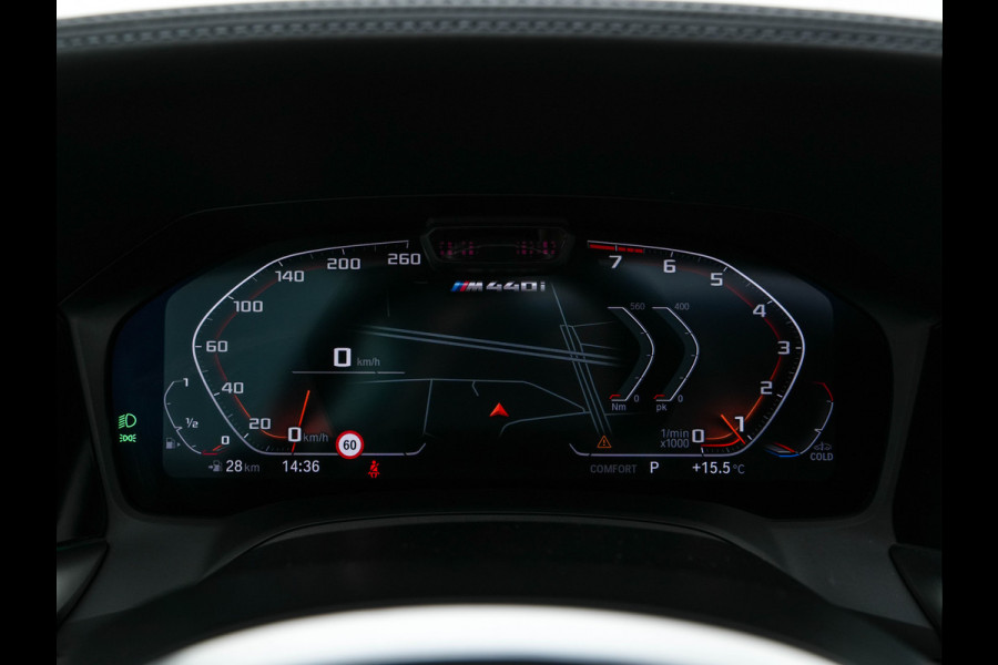 BMW 4 Serie Coupé M440i xDrive High Executive Aut. *PANO | LEATHER | HARMAN/KARDON | HEAD-UP | LASER-LED | ADAPTIVE-CRUISE | TOPVIEW | MEMORY-PACK | KEYLESS | HEATED-SPORTSEATS | DAB+ | DIGI-COCKPIT | SHIFTPADDLES | TOWBAR | 19''ALU*