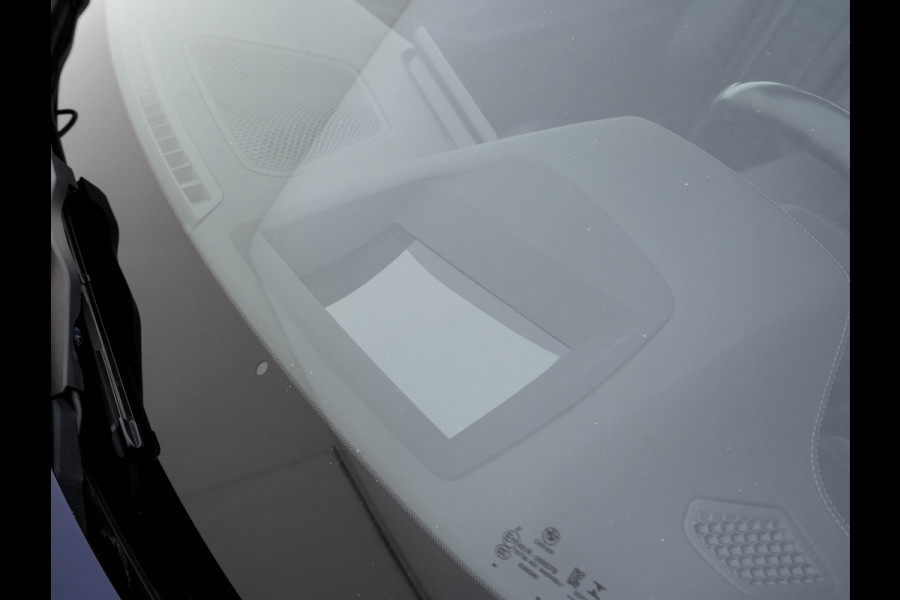 BMW 4 Serie Coupé M440i xDrive High Executive Aut. *PANO | LEATHER | HARMAN/KARDON | HEAD-UP | LASER-LED | ADAPTIVE-CRUISE | TOPVIEW | MEMORY-PACK | KEYLESS | HEATED-SPORTSEATS | DAB+ | DIGI-COCKPIT | SHIFTPADDLES | TOWBAR | 19''ALU*