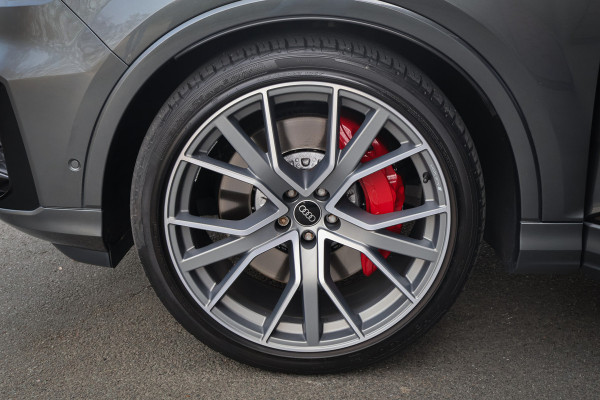 Audi Q7 60 TFSI e Competition | B&O AUDIO | ADAPTIVE CRUISE | ELEK HAAK | PANORAMADAK | RS STOELEN |