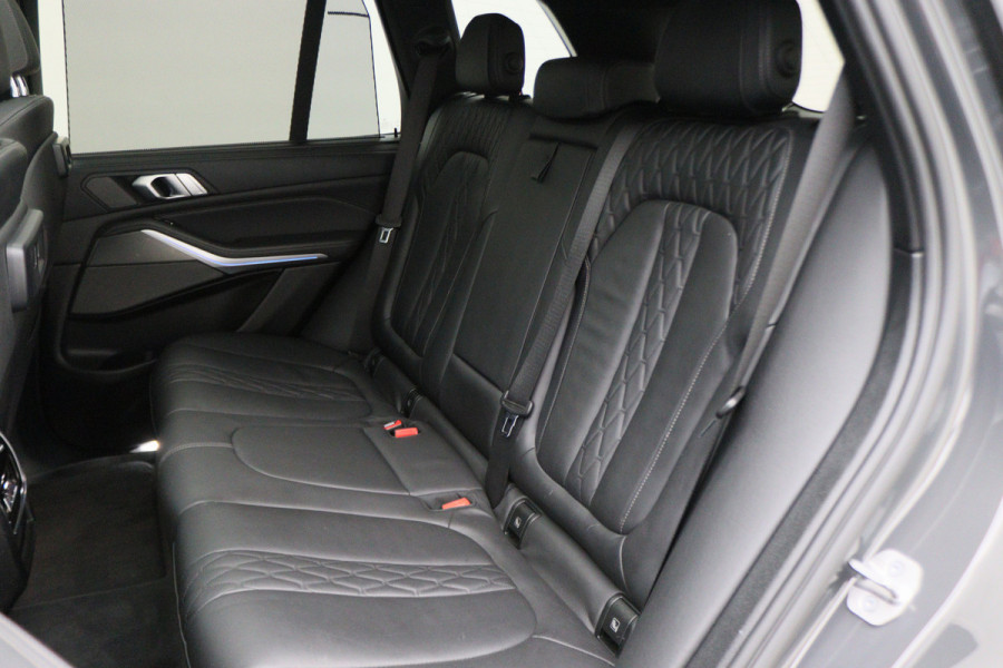 BMW X5 xDrive45e High Executive Laser, Panoramadak, 360° Camera, ACC, Luchtvering, H&K, Trekhaak, 21"