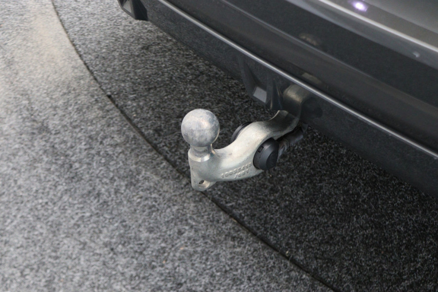 BMW X5 xDrive45e High Executive Laser, Panoramadak, 360° Camera, ACC, Luchtvering, H&K, Trekhaak, 21"