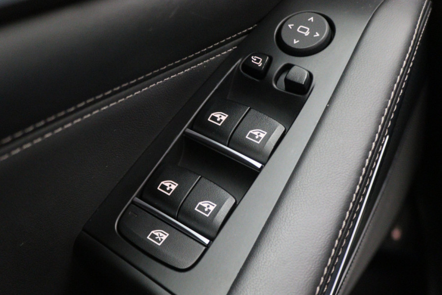 BMW X5 xDrive45e High Executive Laser, Panoramadak, 360° Camera, ACC, Luchtvering, H&K, Trekhaak, 21"