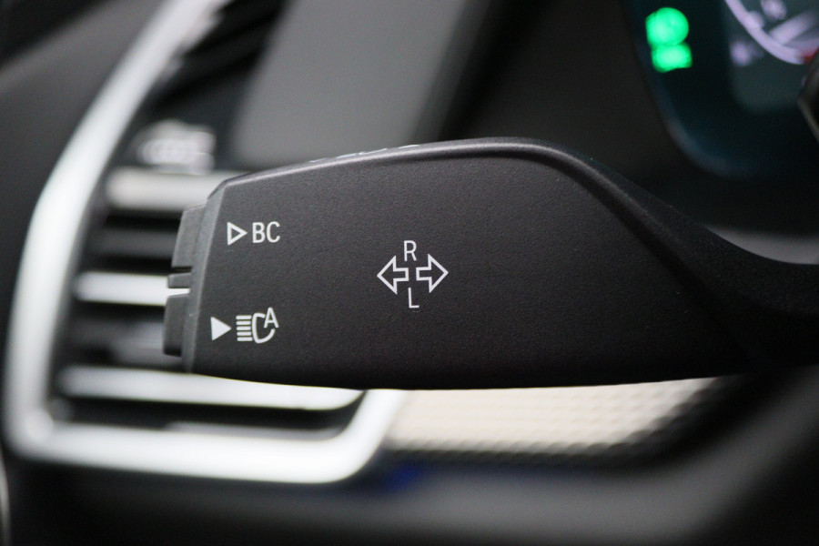 BMW X5 xDrive45e High Executive Laser, Panoramadak, 360° Camera, ACC, Luchtvering, H&K, Trekhaak, 21"