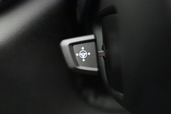 BMW X5 xDrive45e High Executive Laser, Panoramadak, 360° Camera, ACC, Luchtvering, H&K, Trekhaak, 21"