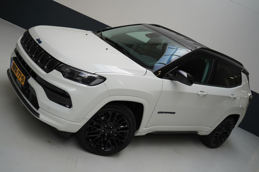 Jeep Compass 4xe 240 Plug-in Hybrid Electric S | SoH 89% | Leder | Navigatie | Achteruitrijcamera | Stuurverwarming