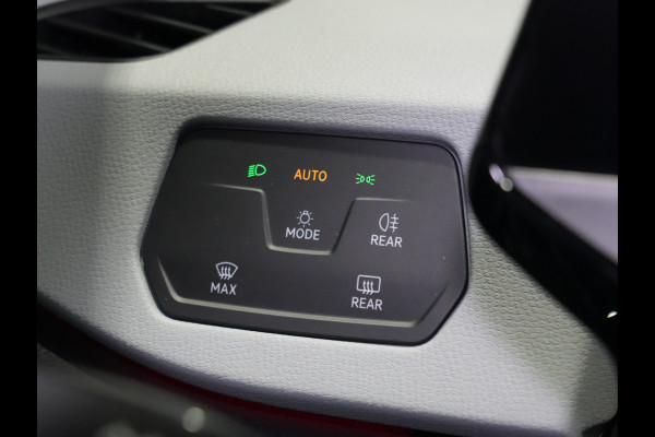 Volkswagen ID.3 204pk Pro Edition 58 kWh Navigatie Camera Stoel/Stuurverw. Android/Carplay Acc 293