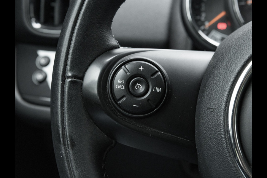 MINI Countryman 2.0 Cooper D - Sportstoelen - Navigatie XL - Stoelverwarming