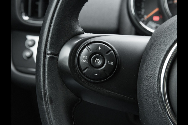 MINI Countryman 2.0 Cooper D - Sportstoelen - Navigatie XL - Stoelverwarming