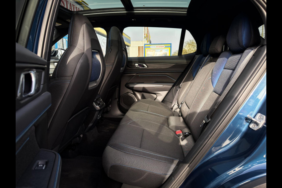 Lynk & Co 01 1.5 Orig NL|MY23|Zwarte hemel|Rolhoes|360 camera|Snelladen