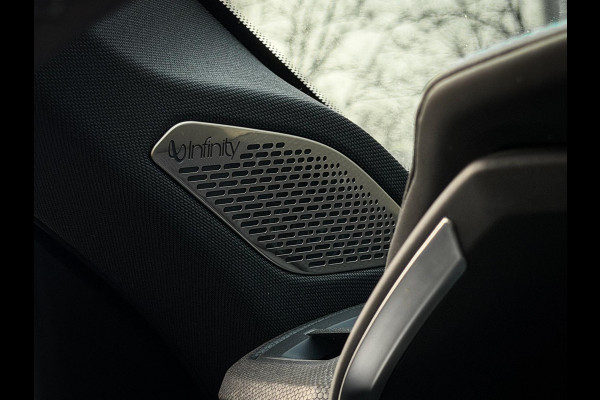 Lynk & Co 01 1.5 Orig NL|MY23|Zwarte hemel|Rolhoes|360 camera|Snelladen