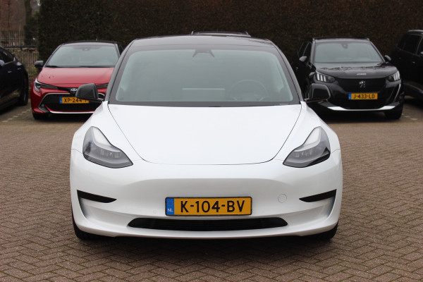 Tesla Model 3 Standard RWD Plus 60 kWh / SoH 91,4% / Autopilot / Panoramadak / Camera / Audio / 18'' / Leder