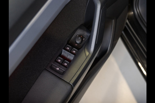 Seat Ibiza 1.0 EcoTSI FR Business Connect / 115pk / Achteruitrijcamera / Apple Carplay / Airco / Stoelverwarming /