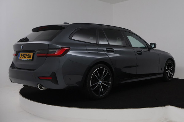 BMW 3 Serie Touring 318i High Executive Edition (PANORAMADAK, TREKHAAK, STOELVERWARMING, CAMERA, NAVIGATIE, PARKEERSENSOREN)