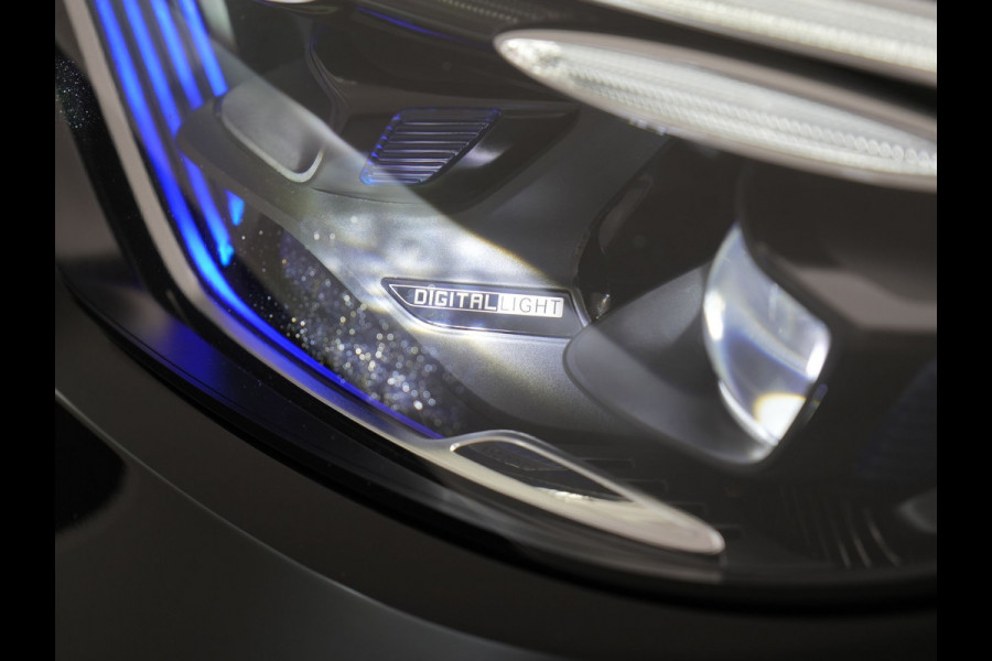 Mercedes-Benz GLC 300e 4MATIC AMG Line Plug In Hybrid 313pk Dealer O.H. PHEV | Trekhaak Af Fabriek | Adaptive Cruise | Burmester 3D | 360 Camera | Lederen Sportstoelen Memory & Verwarmd | 20"L.M | Digital Light | Sfeerverlichting | Keyless | Blis |