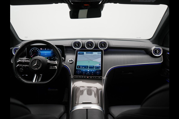 Mercedes-Benz GLC 300e 4MATIC AMG Line Plug In Hybrid 313pk Dealer O.H. PHEV | Trekhaak Af Fabriek | Adaptive Cruise | Burmester 3D | 360 Camera | Lederen Sportstoelen Memory & Verwarmd | 20"L.M | Digital Light | Sfeerverlichting | Keyless | Blis |