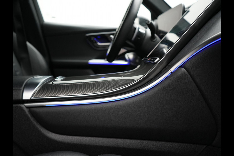 Mercedes-Benz GLC 300e 4MATIC AMG Line Plug In Hybrid 313pk Dealer O.H. PHEV | Trekhaak Af Fabriek | Adaptive Cruise | Burmester 3D | 360 Camera | Lederen Sportstoelen Memory & Verwarmd | 20"L.M | Digital Light | Sfeerverlichting | Keyless | Blis |
