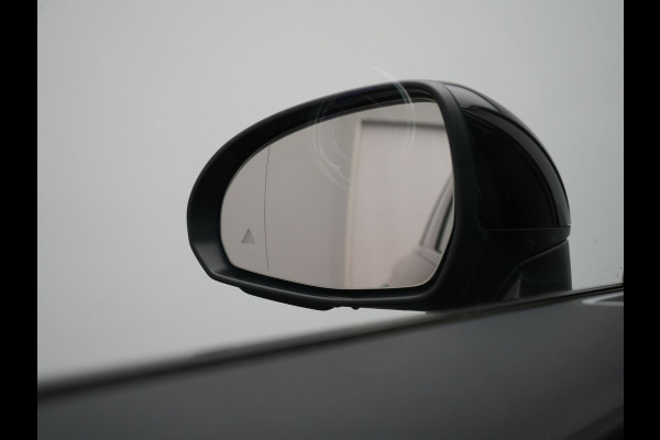 Mercedes-Benz GLC 300e 4MATIC AMG Line Plug In Hybrid 313pk Dealer O.H. PHEV | Trekhaak Af Fabriek | Adaptive Cruise | Burmester 3D | 360 Camera | Lederen Sportstoelen Memory & Verwarmd | 20"L.M | Digital Light | Sfeerverlichting | Keyless | Blis |