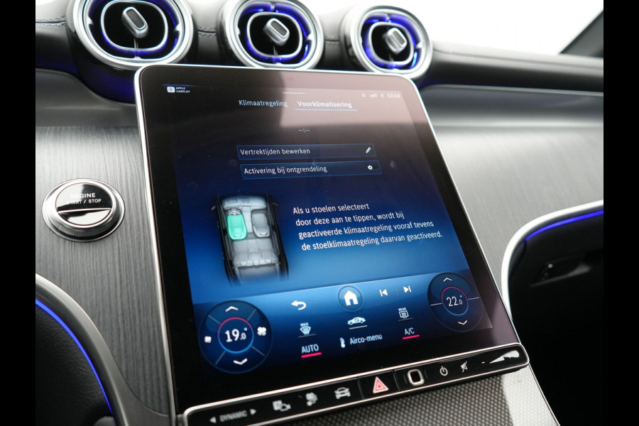 Mercedes-Benz GLC 300e 4MATIC AMG Line Plug In Hybrid 313pk Dealer O.H. PHEV | Trekhaak Af Fabriek | Adaptive Cruise | Burmester 3D | 360 Camera | Lederen Sportstoelen Memory & Verwarmd | 20"L.M | Digital Light | Sfeerverlichting | Keyless | Blis |