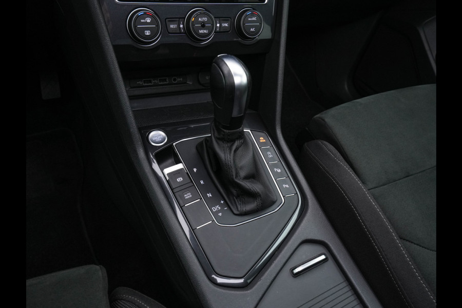 Volkswagen Tiguan Allspace 1.5 TSI R-Line Highline Business [ 7-Pers. ] Aut. *PANO | ARTVELOURS | FULL-LED | DIGI-COCKPIT | KEYLESS | ADAPTIVE-CRUISE | CAMERA | SHIFTPADDLES | CARPLAY | DAB+ | HEATED-COMFORTSEATS | NAVI-FULLMAP | PRIVACYGLASS | 19''ALU*