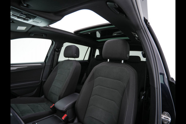 Volkswagen Tiguan Allspace 1.5 TSI R-Line Highline Business [ 7-Pers. ] Aut. *PANO | ARTVELOURS | FULL-LED | DIGI-COCKPIT | KEYLESS | ADAPTIVE-CRUISE | CAMERA | SHIFTPADDLES | CARPLAY | DAB+ | HEATED-COMFORTSEATS | NAVI-FULLMAP | PRIVACYGLASS | 19''ALU*
