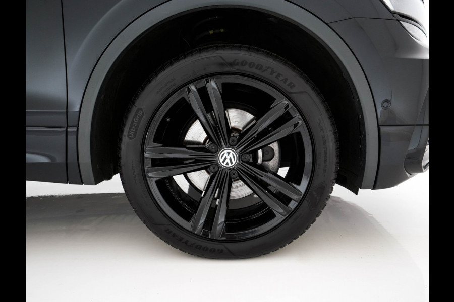 Volkswagen Tiguan Allspace 1.5 TSI R-Line Highline Business [ 7-Pers. ] Aut. *PANO | ARTVELOURS | FULL-LED | DIGI-COCKPIT | KEYLESS | ADAPTIVE-CRUISE | CAMERA | SHIFTPADDLES | CARPLAY | DAB+ | HEATED-COMFORTSEATS | NAVI-FULLMAP | PRIVACYGLASS | 19''ALU*