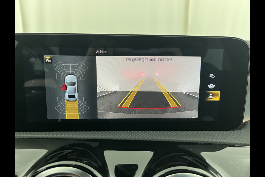 Mercedes-Benz A-Klasse 250 e AMG Limited Business Solution (Plug-In) (INCL-BTW) *PANO | LEATHER-MICROFIBRE | FULL-LED | AMBIENTLIGHT | HEATED-SPORTSEATS | WIDESCREEN-COCKPIT | DAB+ | NAVI-FULLMAP | CAMERA | PRIVACYGLASS | 18''ALU*