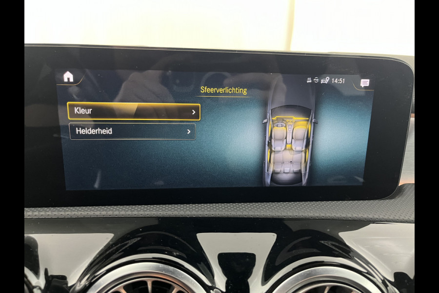 Mercedes-Benz A-Klasse 250 e AMG Limited Business Solution (Plug-In) (INCL-BTW) *PANO | LEATHER-MICROFIBRE | FULL-LED | AMBIENTLIGHT | HEATED-SPORTSEATS | WIDESCREEN-COCKPIT | DAB+ | NAVI-FULLMAP | CAMERA | PRIVACYGLASS | 18''ALU*