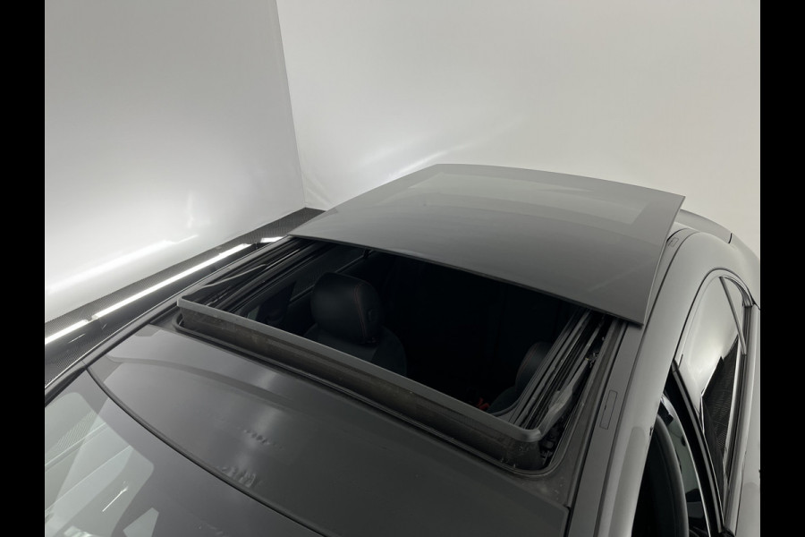 Mercedes-Benz A-Klasse 250 e AMG Limited Business Solution (Plug-In) (INCL-BTW) *PANO | LEATHER-MICROFIBRE | FULL-LED | AMBIENTLIGHT | HEATED-SPORTSEATS | WIDESCREEN-COCKPIT | DAB+ | NAVI-FULLMAP | CAMERA | PRIVACYGLASS | 18''ALU*