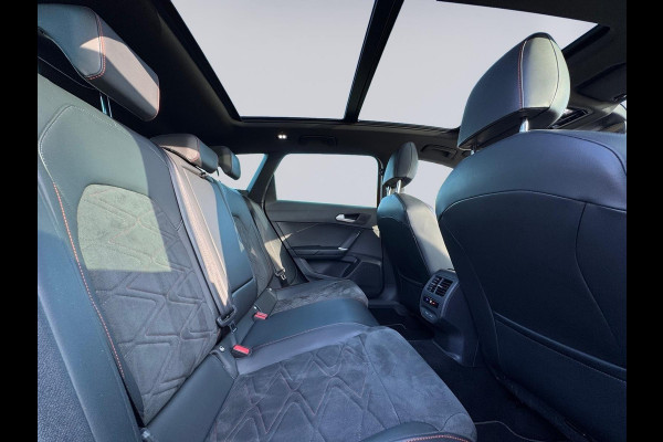 Seat Leon Sportstourer 1.0 eTSI AUTOMAAT FR Business Intense, VOL OPTIES, panoramadak, dealer onderhoud,trekhaak, 1 e eig, NL auto