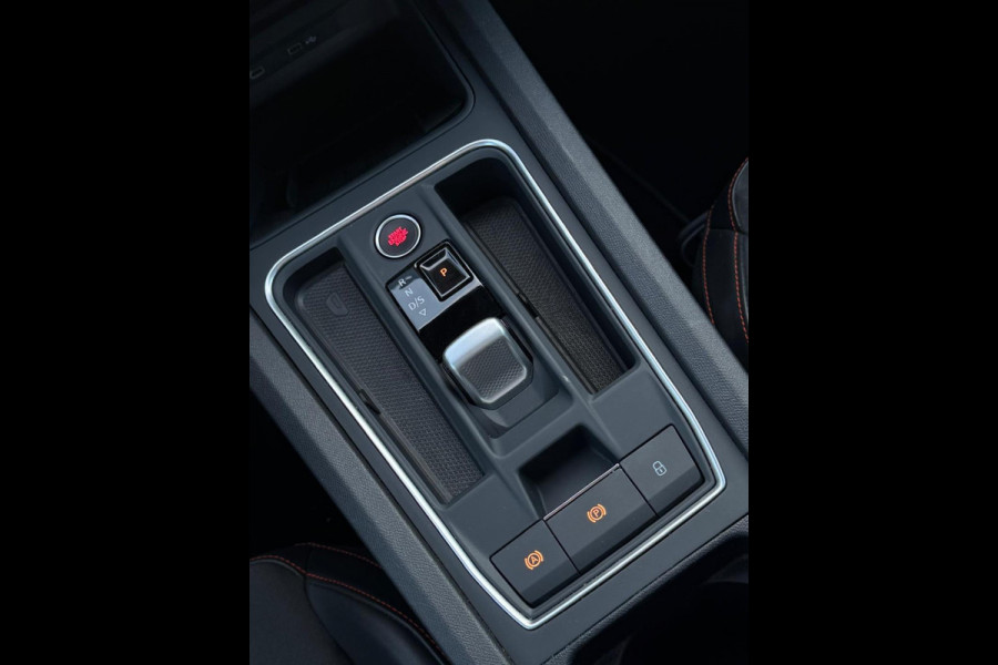 Seat Leon Sportstourer 1.0 eTSI AUTOMAAT FR Business Intense, VOL OPTIES, panoramadak, dealer onderhoud,trekhaak, 1 e eig, NL auto