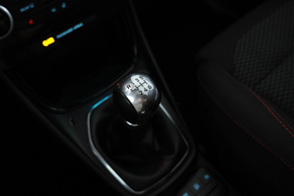 Ford Puma 1.5 TDCI St-line Uniek!, Panorama, Spoilers, Navi, Apple carplay etc. etc.