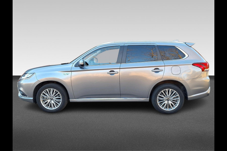 Mitsubishi Outlander 2.4 PHEV Pure+