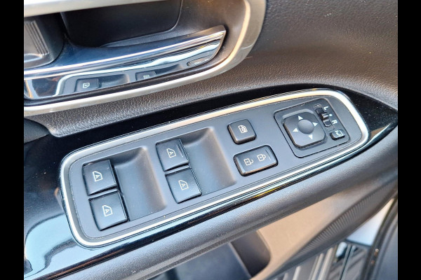 Mitsubishi Outlander 2.4 PHEV Pure+