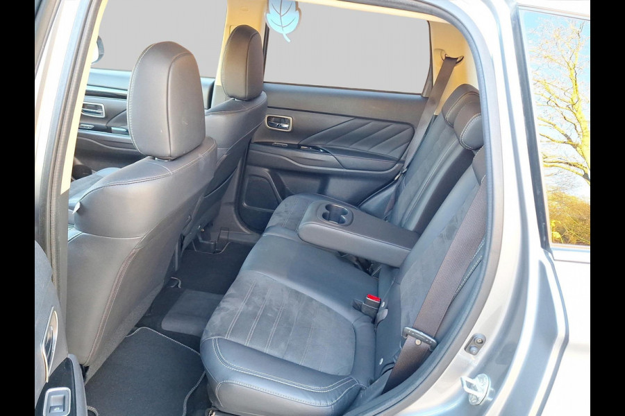 Mitsubishi Outlander 2.4 PHEV Pure+