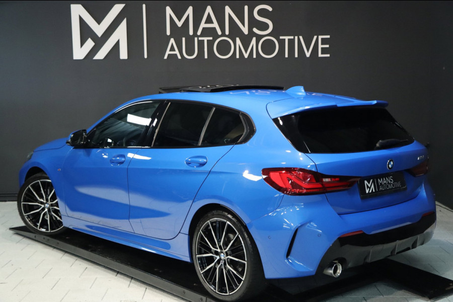 BMW 1-serie 118i M SPORT / PANODAK / LIVE COCKPIT / LED / CAMERA / CARPLAY
