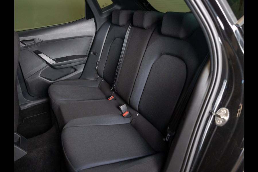Seat Ibiza 1.0 TSI Style Business Connect FR / 116pk / Achteruitrijcamera / Apple Carplay / Airco / Stoelverwarming