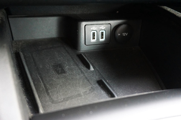 Ford FOCUS Wagon 1.0 EcoB.125PK Hybrid Business/Camera/AppleCarPlay Rijklaar incl.Garantie.