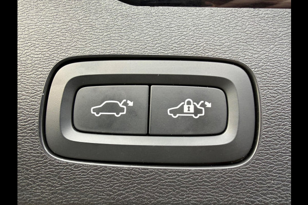 Volvo V60 2.0 B4 205 pk R-Design sport, Black edition, vele opties, sport leder, dealer onderhouden, 1 e eigenaar, NL auto met nap