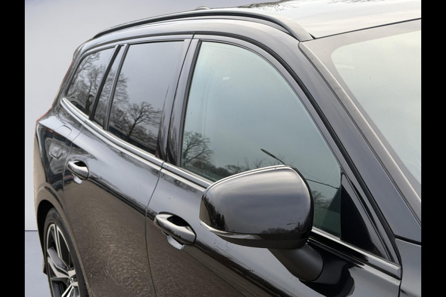Volvo V60 2.0 B4 205 pk R-Design sport, Black edition, vele opties, sport leder, dealer onderhouden, 1 e eigenaar, NL auto met nap