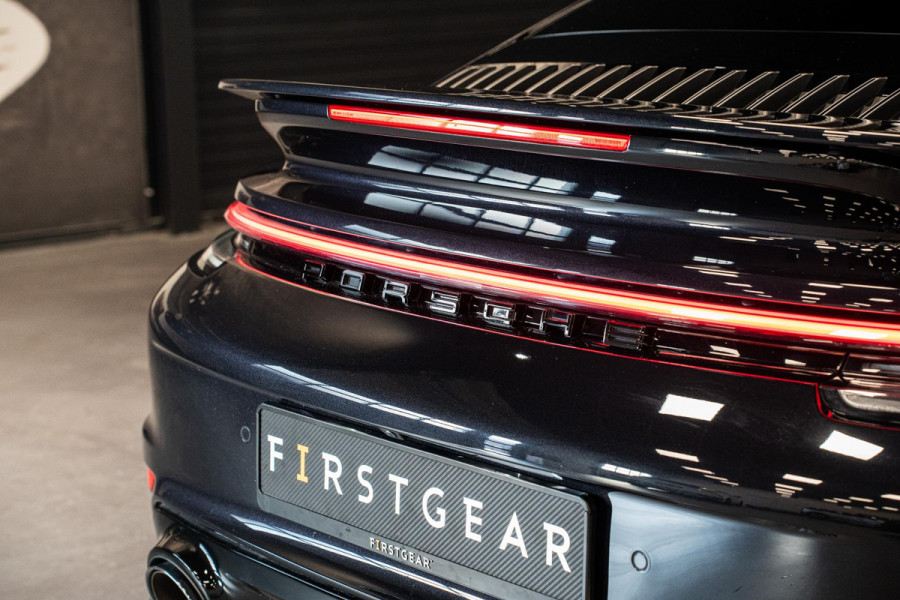 Porsche 911 3.8 Turbo S *Keramisch / Burmester / Lift-Systeem / Carbon / Stoelventilatie / Nachtzicht / Vierwielbesturing*