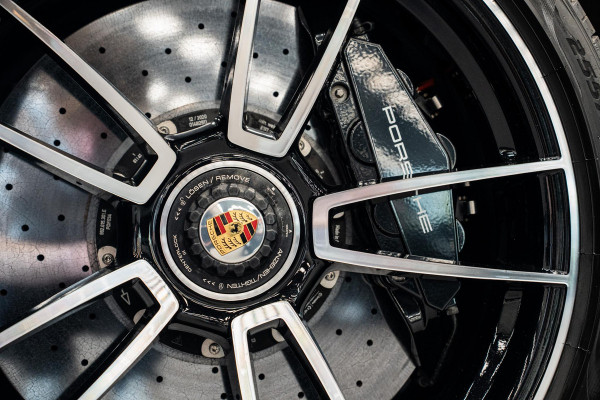 Porsche 911 3.8 Turbo S *Keramisch / Burmester / Lift-Systeem / Carbon / Stoelventilatie / Nachtzicht / Vierwielbesturing*